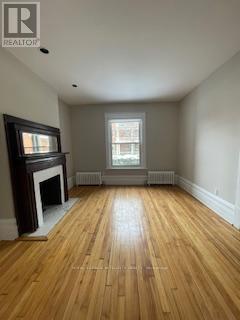 Building Photo - 352 Frank St