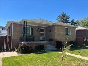 Building Photo - 4243 Wyandot St