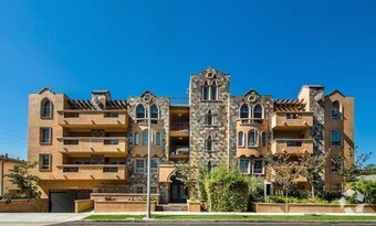 the Building of 1845 S Federal Ave - 1845 Federal Ave