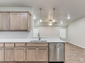 Building Photo - 12917 Willow Villas Dr