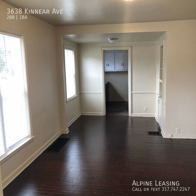 Building Photo - 2BR House w/Large Fenced Yard! Meadows area!