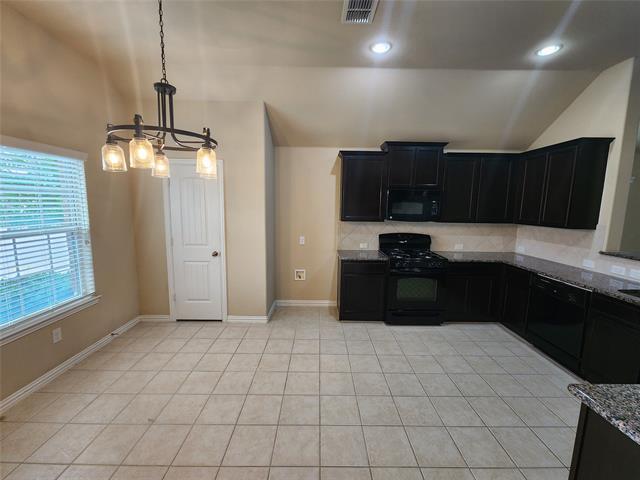 Building Photo - 500 Paddle Dr