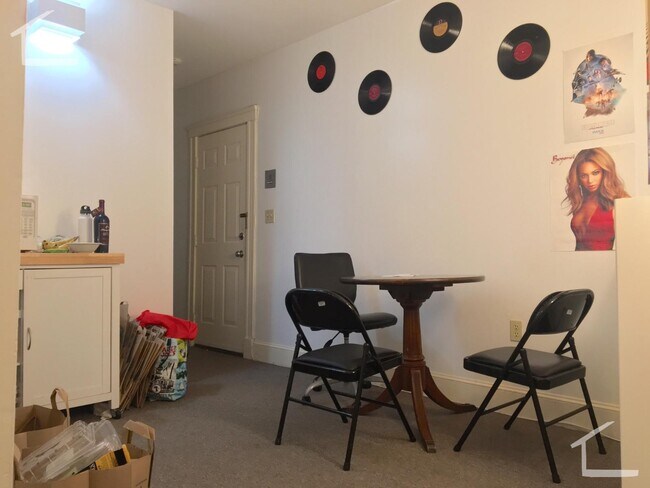 Foto del edificio - 871 Beacon St