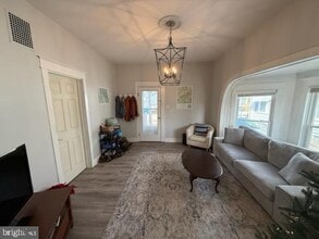 Building Photo - 524 Lafayette St