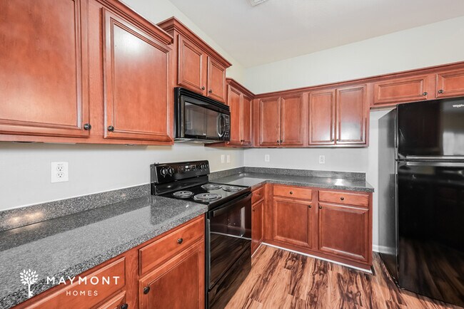 Foto del edificio - 6523 Silk Tree Pointe