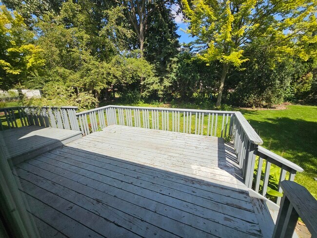 Foto del edificio - 44180 Richmond Ct