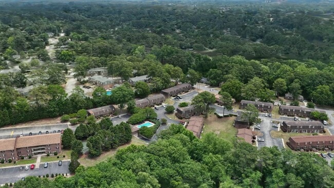  - Cross Creek Cove