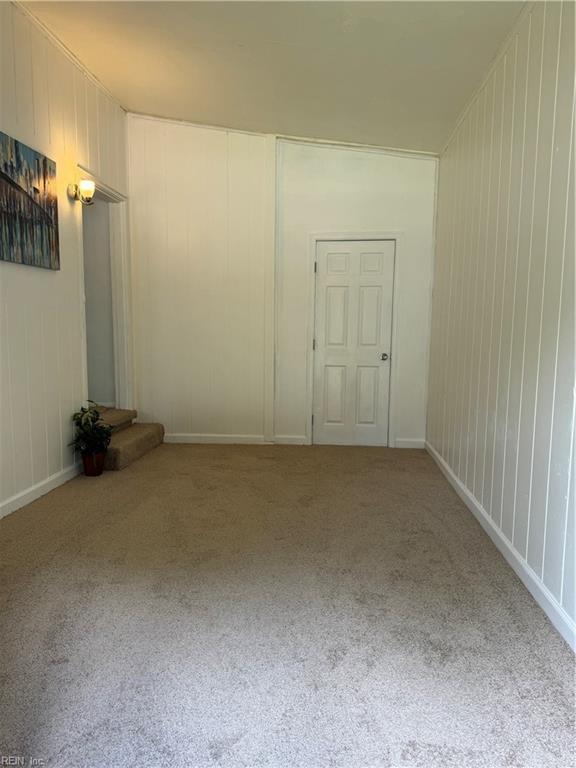Building Photo - 5477 Bayberry Dr