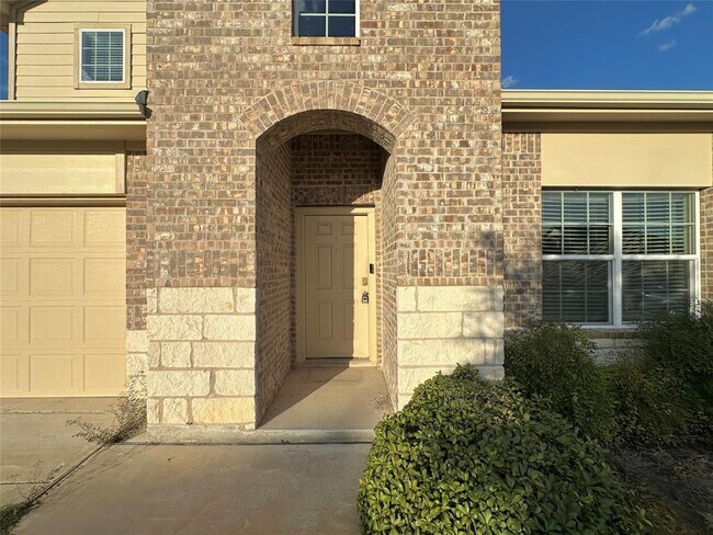 Foto del edificio - 10701 Seguin St