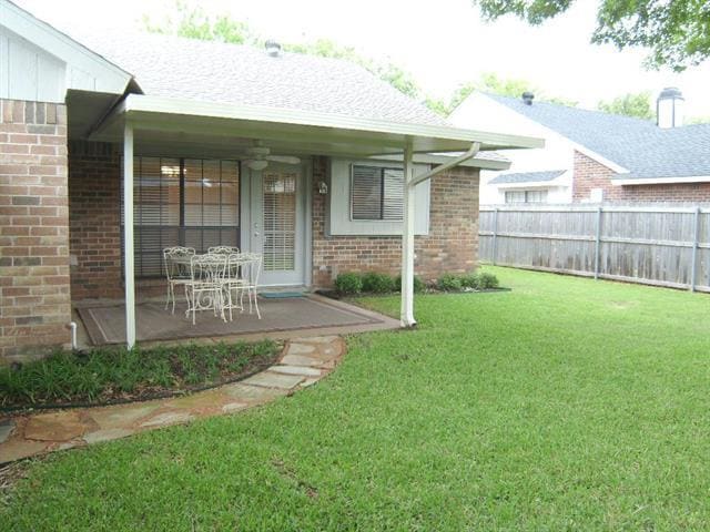 Foto del edificio - 6909 Darton Dr