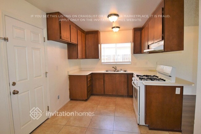 Foto del edificio - 7013 Salmon River Dr