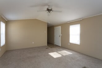 Building Photo - 15818 Country Way