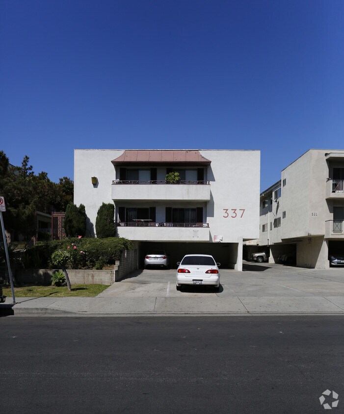 Building Photo - 337 S Harvard Blvd