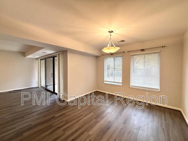 Building Photo - 5805 Edson Ln