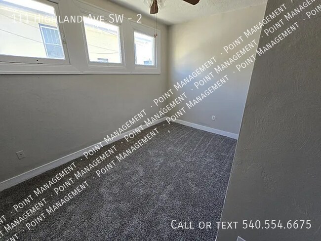 Building Photo - 111 Highland Ave SW