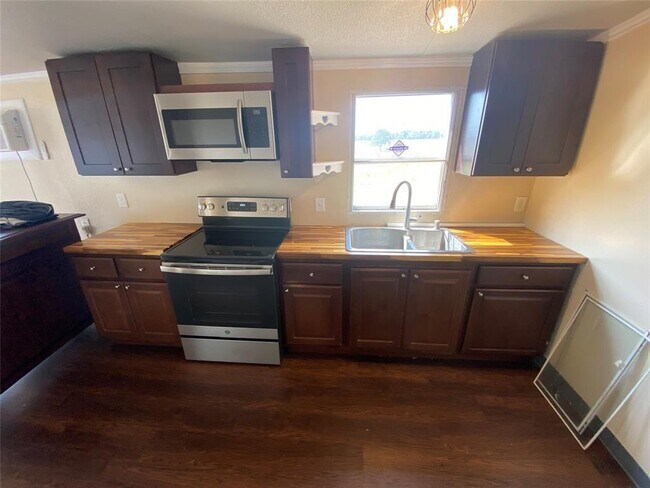 Building Photo - 407 Alta Vista Dr