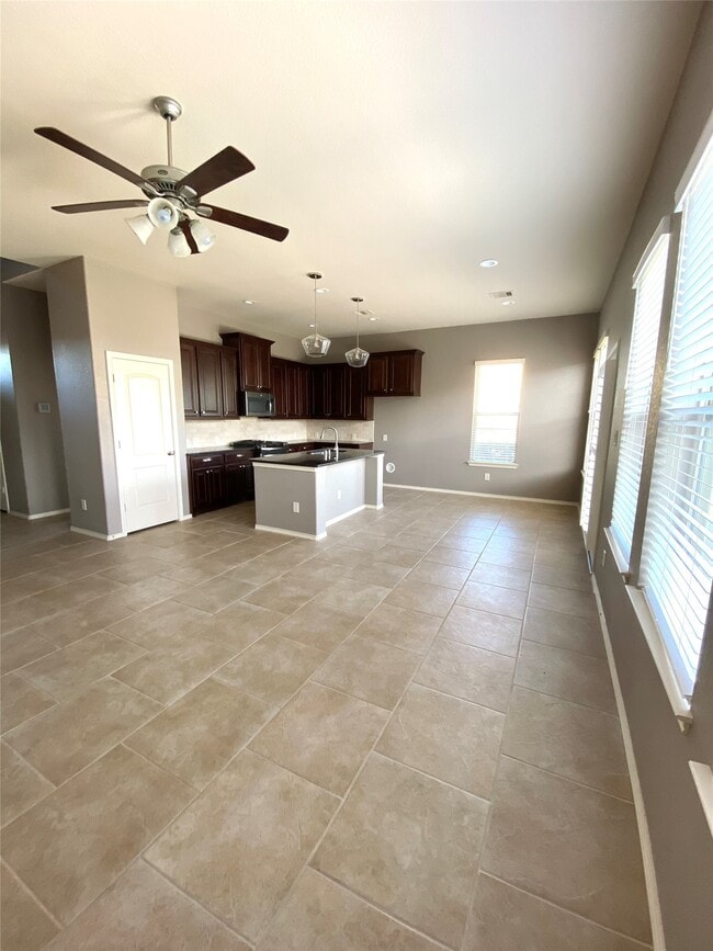 Building Photo - 16938 Makanda Dr