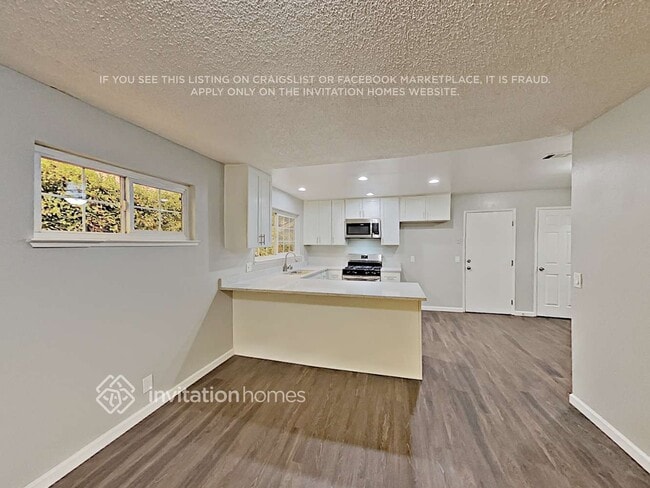 Building Photo - 256 Andrea Dr