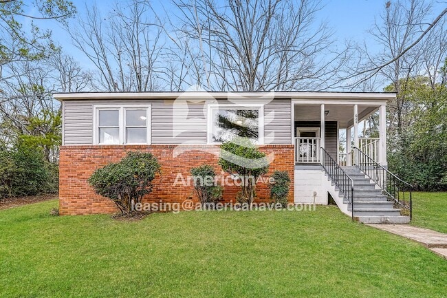 Building Photo - 624 Brunson Ave