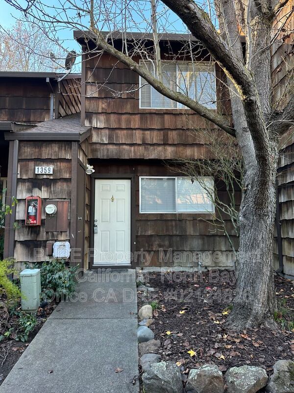 1359 Parkway Dr, Rohnert Park, CA 94928 House Rental in Rohnert Park