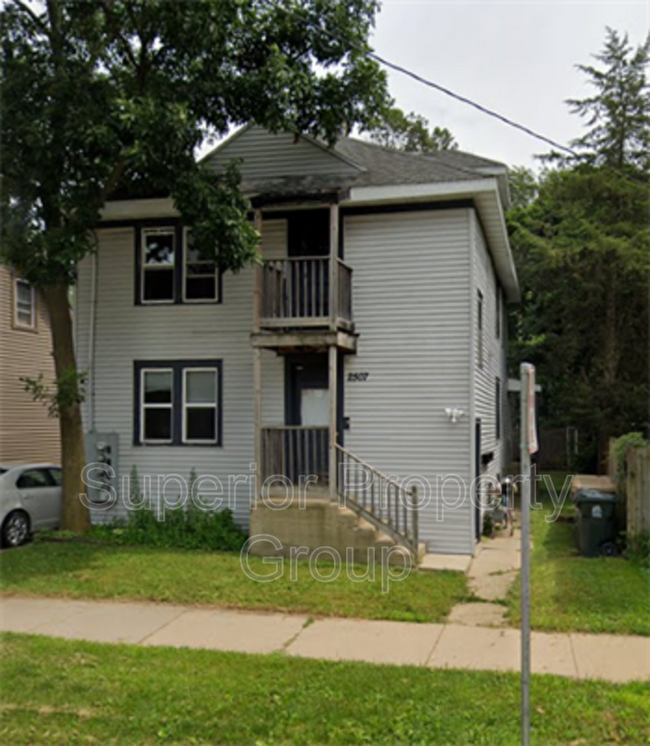 Building Photo - 2507 E Johnson St