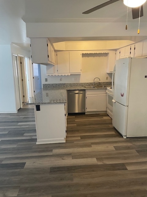 Building Photo - 30602 Oakridge Manor Dr
