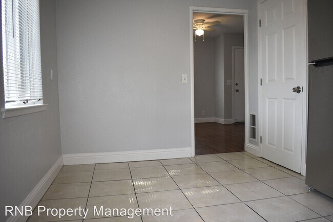 Building Photo - 2 br, 1 bath House - 3608 Willow Street Un...