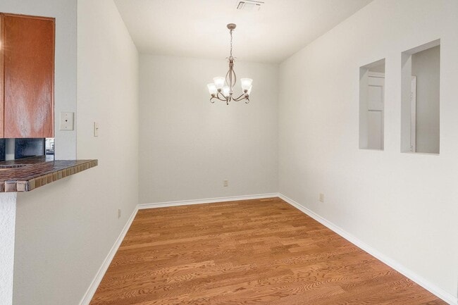 Foto del edificio - 8200 Neely Dr