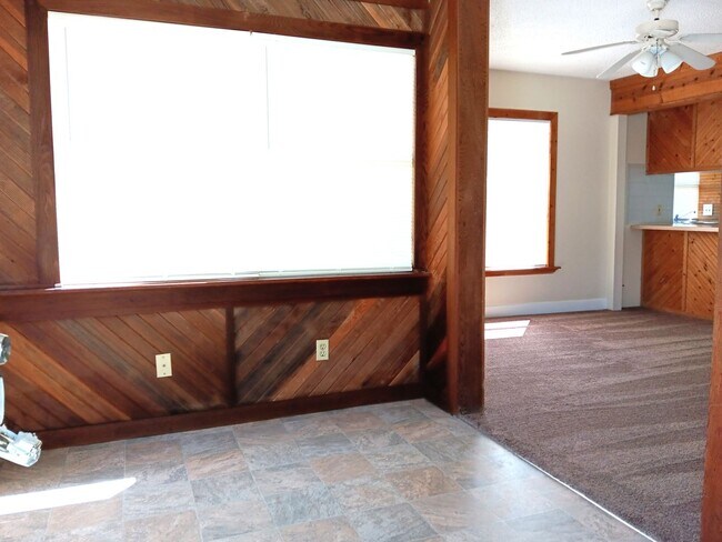 Foto del edificio - 4840 19th Ave N