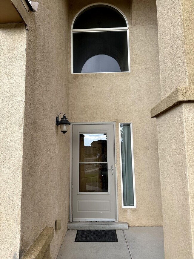 Foto del edificio - 10508 Coulterville St NW