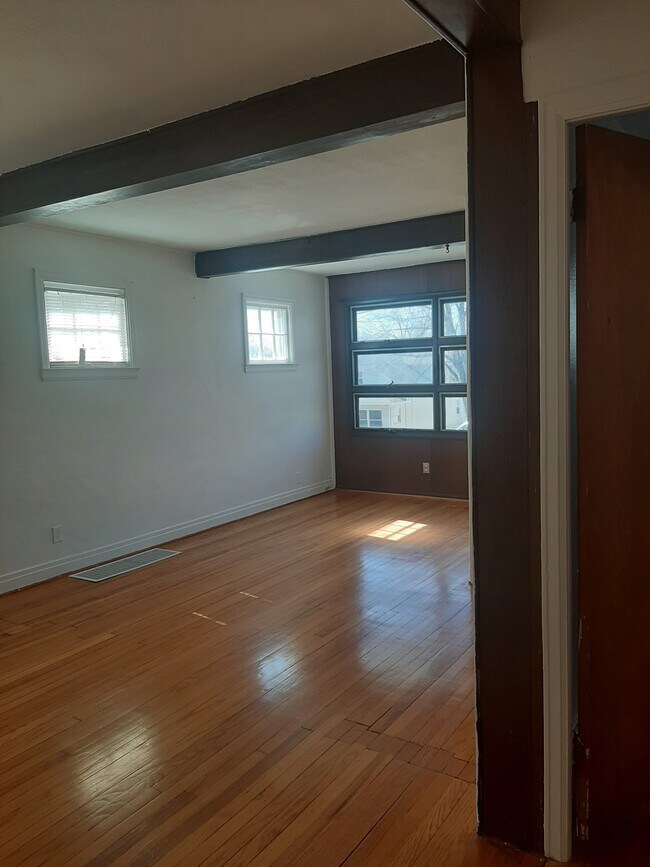 Sala de estar - 517-1 Stafford Ave