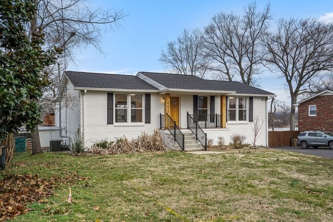 Building Photo - 6620 Upton Ln