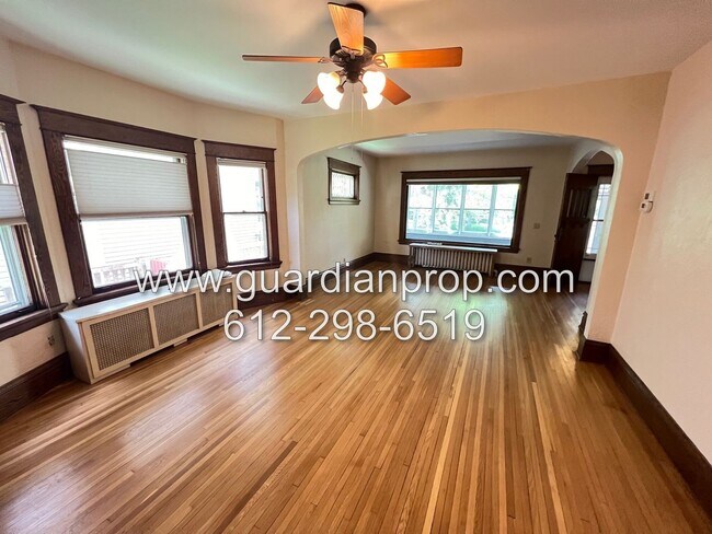 Foto del edificio - Mac Groveland House Available Now, Full Di...