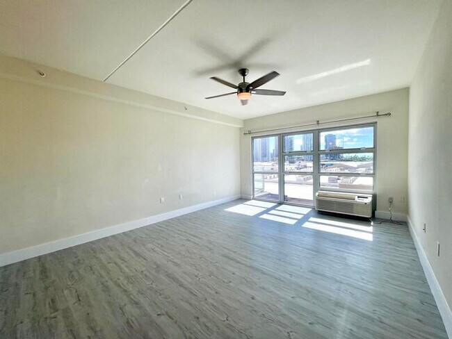 Building Photo - 400 Keawe St