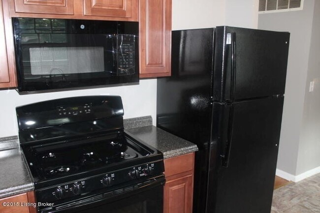 Building Photo - 6610 Stana Dr