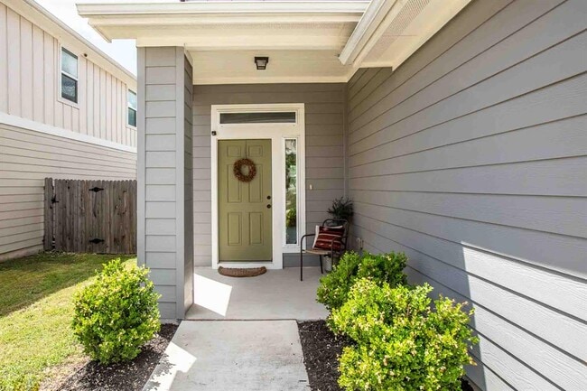 Building Photo - 6305 Pine Leaf Trail