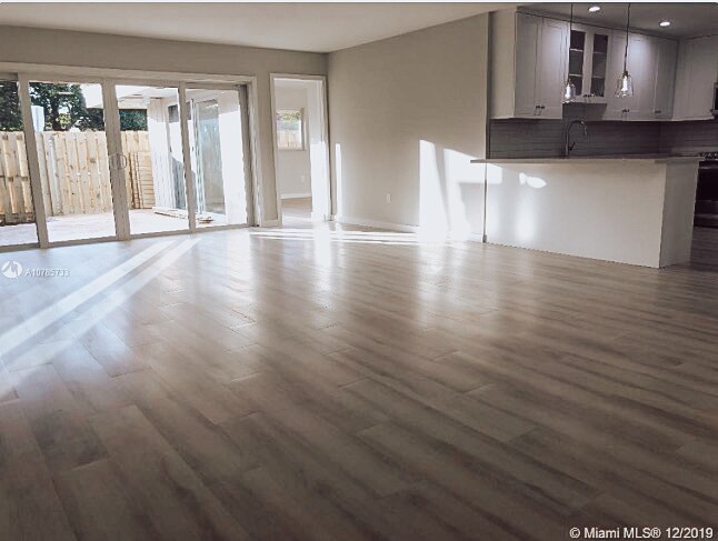 Building Photo - 8130 SW 83rd Pl
