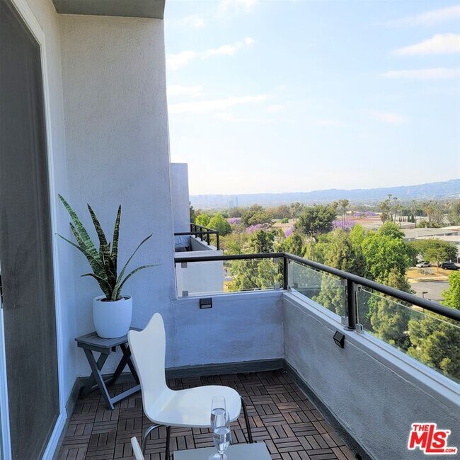 Building Photo - 4511 Don Ricardo Dr
