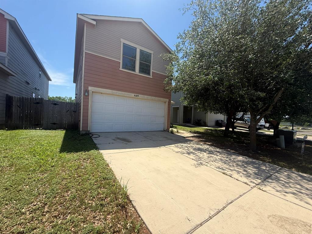 Foto principal - 6109 Randleman Dr