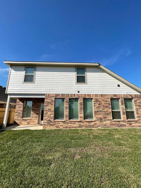 Primary Photo - 31511 Silverthorne Bush Dr