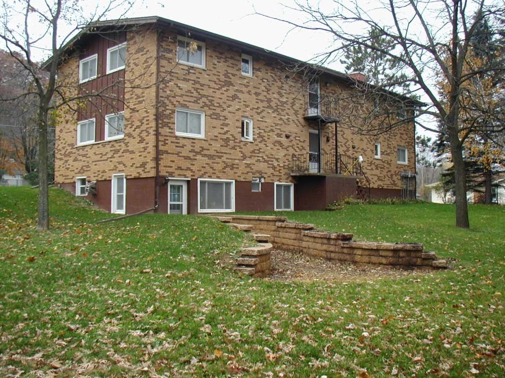 Primary Photo - Valley View Apartments
