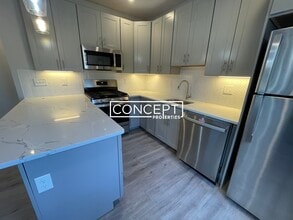 Building Photo - 84 Fayston St