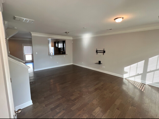 Building Photo - 6812 Hawser Ln