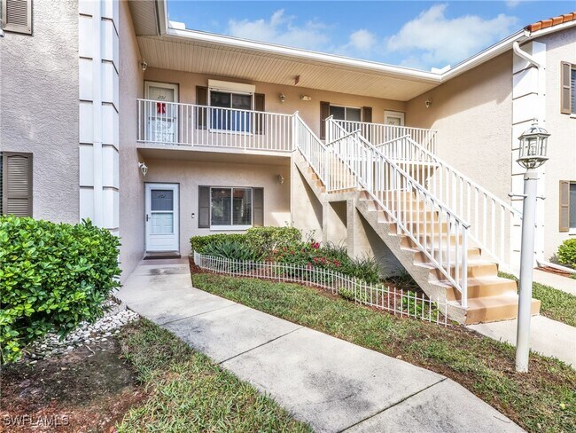 Foto del edificio - 725 Saratoga Cir