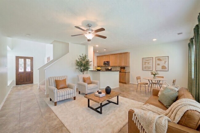 Foto del edificio - 327 Bloomhill Pl