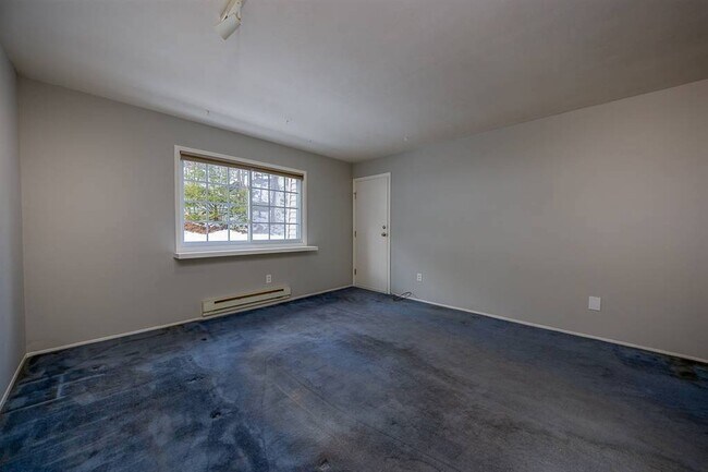 Foto del edificio - 219 Fox Run Ln