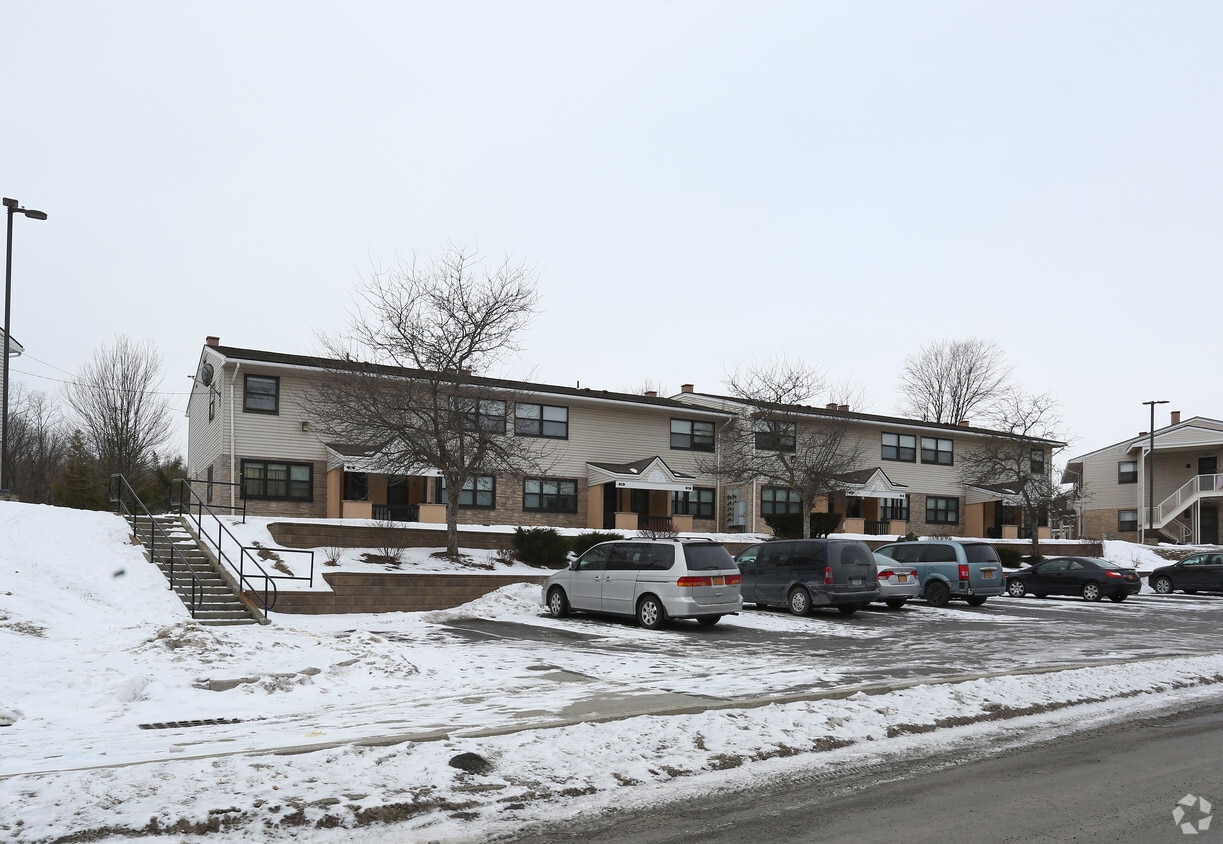 Manor Sites Apartments in Cohoes, NY