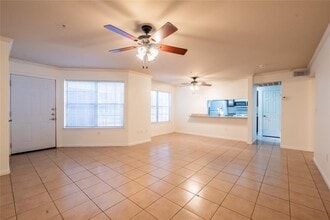 Building Photo - 501 W 26th St