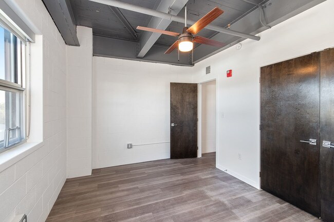 Foto del edificio - 1108 E 30th St