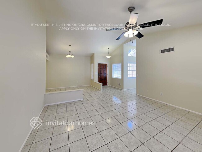 Foto del edificio - 4944 W Wescott Dr